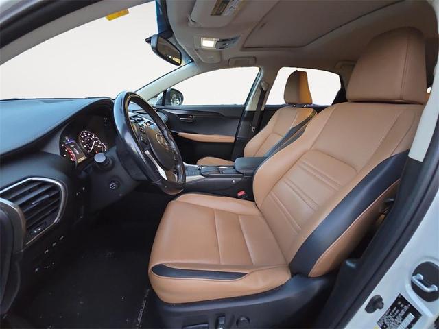 Photo of 2017 White Lexus NX 200t