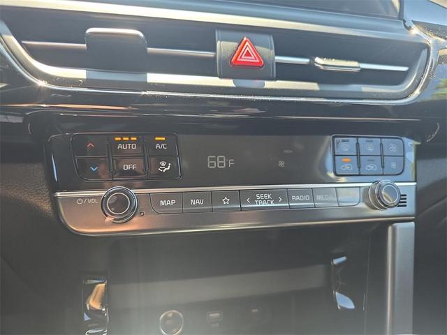 Photo of 2025 Snow White Pearl Kia Seltos