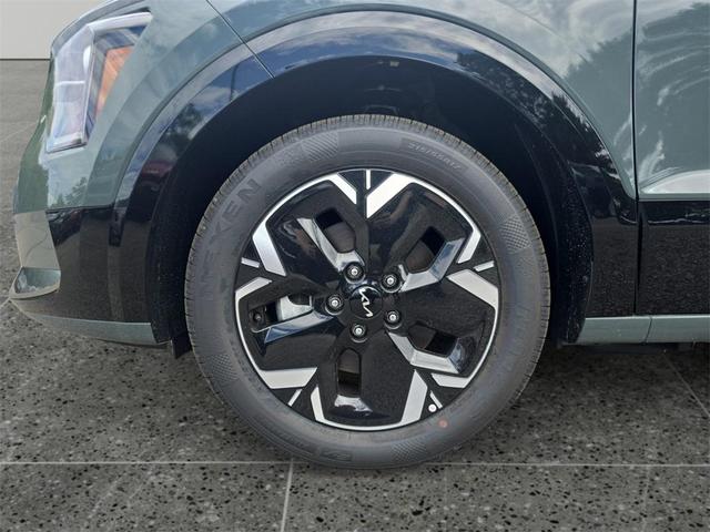 Photo of 2025 Green Kia Niro EV