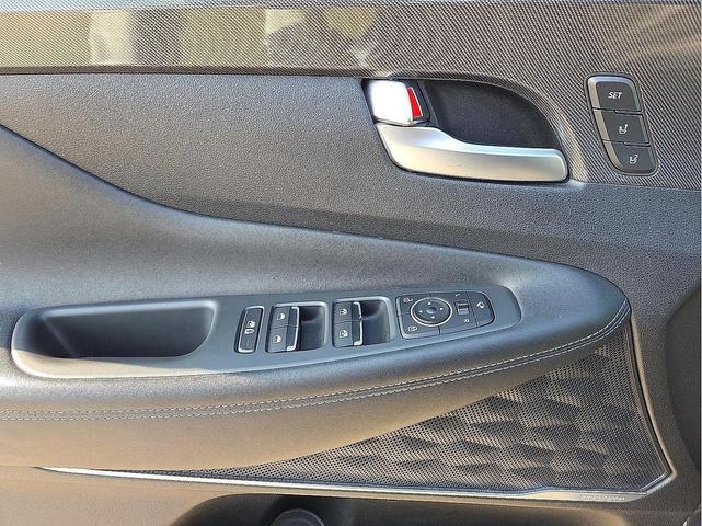 Photo of 2023 Twilight Black Hyundai SANTA FE