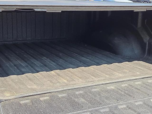 Photo of 2022 Diamond Black Crystal Pearlcoat RAM 1500
