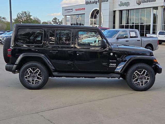 Photo of 2024 Black Clearcoat Jeep Wrangler