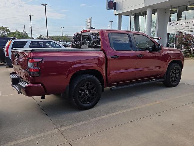 Photo of 2022 Cardinal Red Tricoat Nissan Frontier