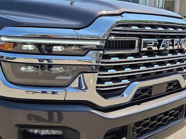 Photo of 2025 Granite Crystal Metallic Clearcoat RAM 2500
