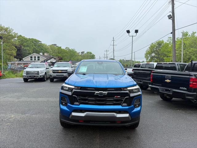 Photo of 2023 Blue Chevrolet Colorado