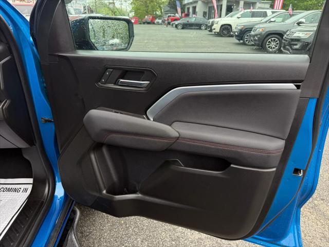 Photo of 2023 Blue Chevrolet Colorado