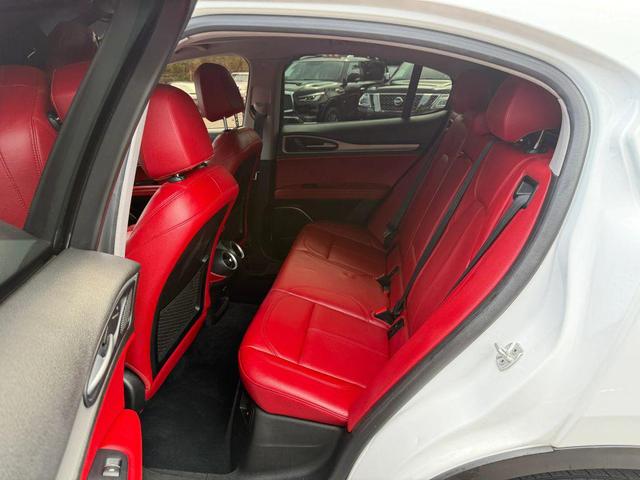 Photo of 2019 White Alfa Romeo Stelvio