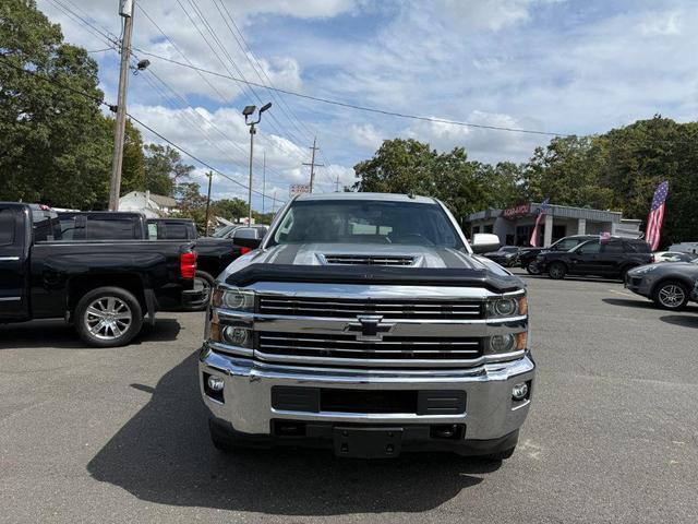Photo of 2017 Silver Chevrolet Silverado 2500