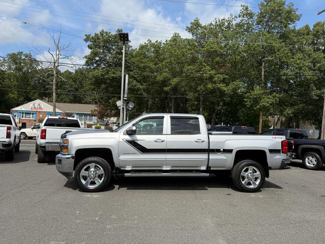 Photo of 2017 Silver Chevrolet Silverado 2500