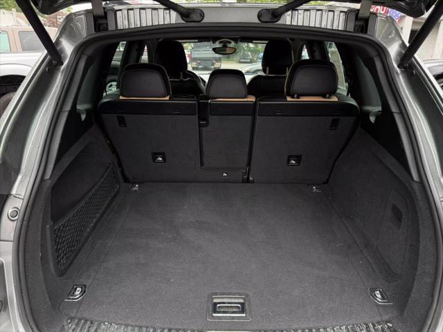 Photo of 2016 Gray Porsche Cayenne