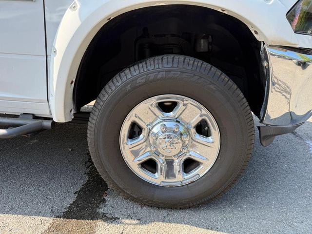 Photo of 2014 White RAM 2500
