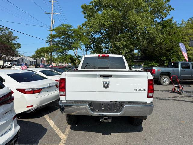 Photo of 2014 White RAM 2500