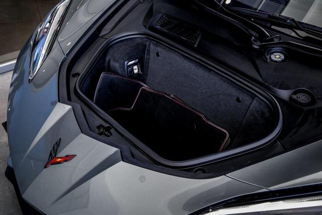 Photo of 2023 Hypersonic Gray Metallic Chevrolet Corvette