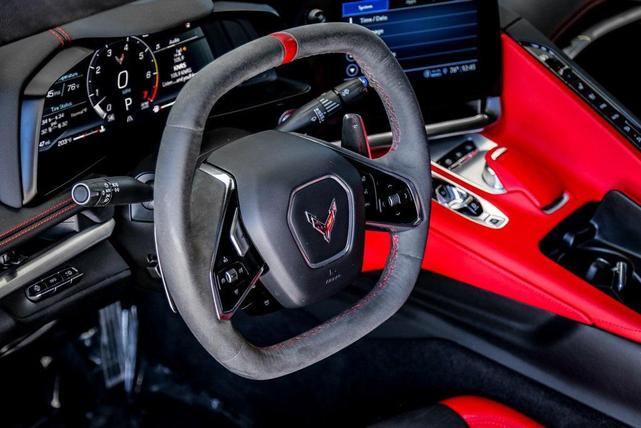 Photo of 2023 Hypersonic Gray Metallic Chevrolet Corvette