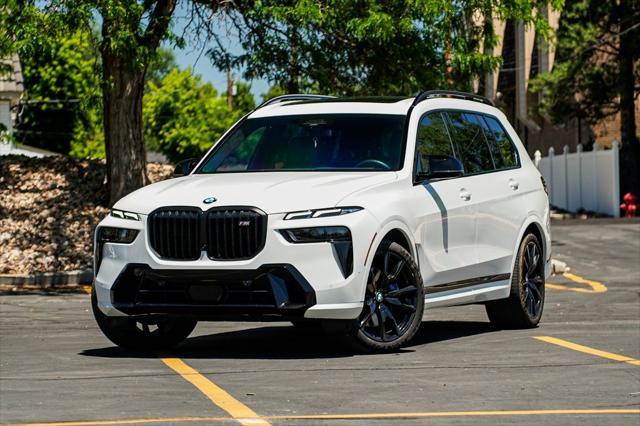 2023 BMW X7