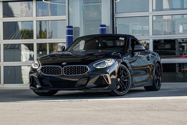 Photo of 2020 Black Sapphire Metallic BMW Z4