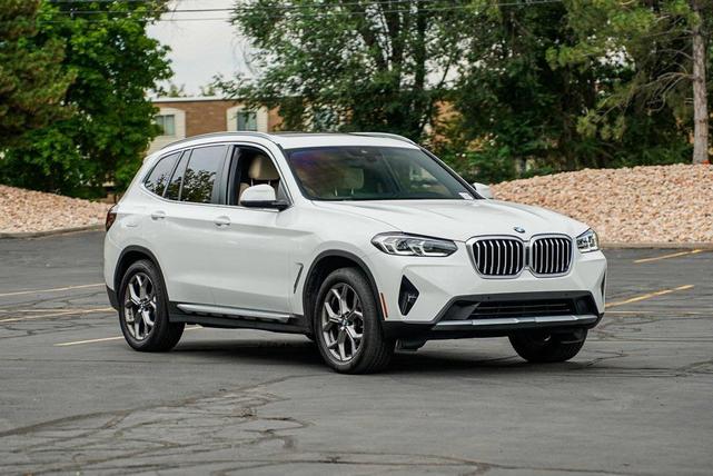 Photo of 2022 Alpine White BMW X3