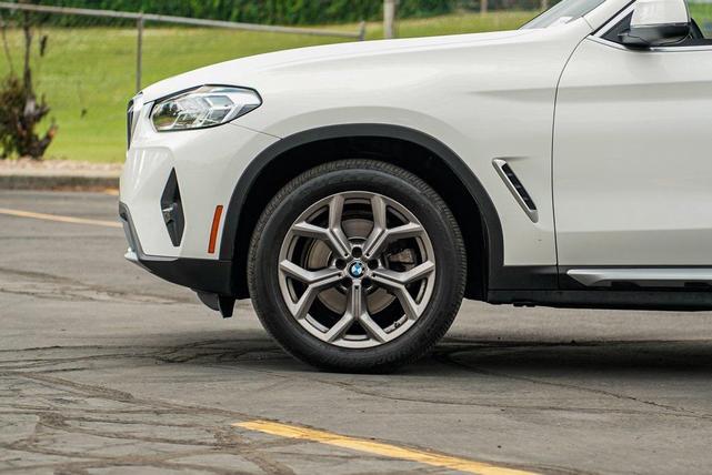 Photo of 2022 Alpine White BMW X3