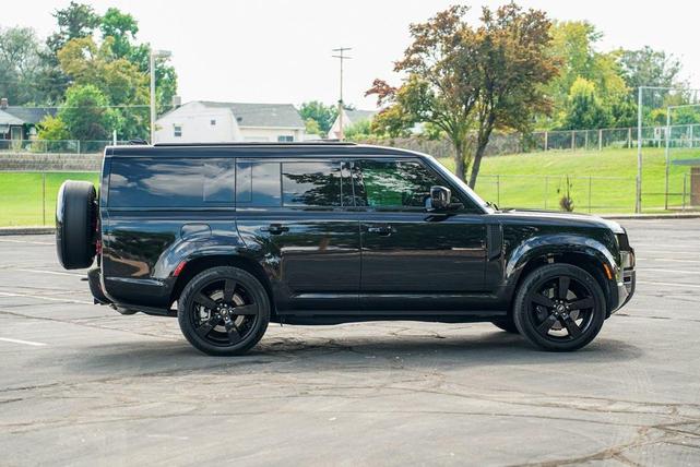 Photo of 2025 Santorini Black Metallic Land Rover Defender