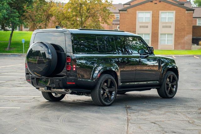 Photo of 2025 Santorini Black Metallic Land Rover Defender