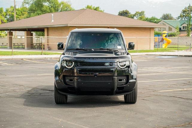 Photo of 2025 Santorini Black Metallic Land Rover Defender