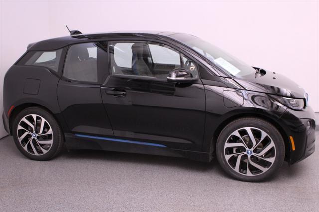 Photo of 2017 Fluid Black w/Highlight BMW i Blue BMW i3