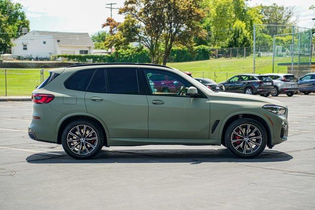 Photo of 2021 Alpine White BMW X5