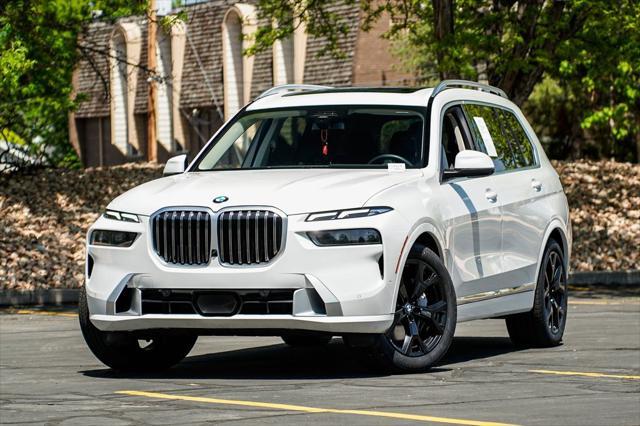 2023 BMW X7
