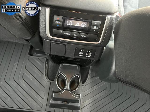 Photo of 2024 Crystal White Pearl Subaru Ascent