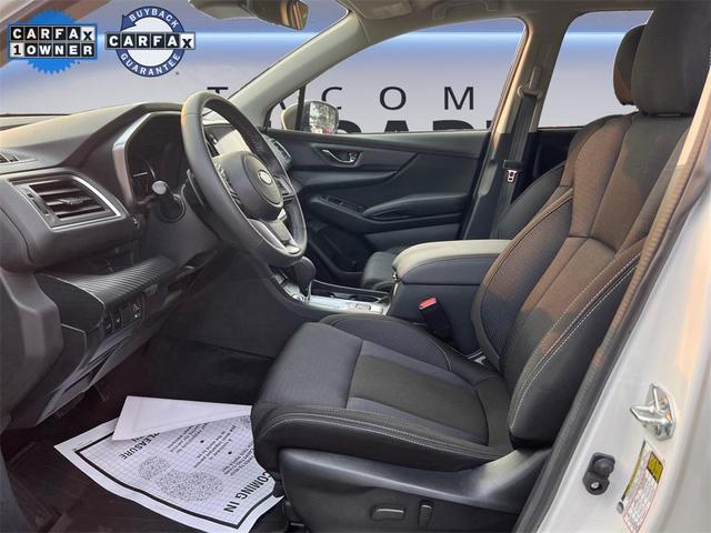 Photo of 2024 Crystal White Pearl Subaru Ascent