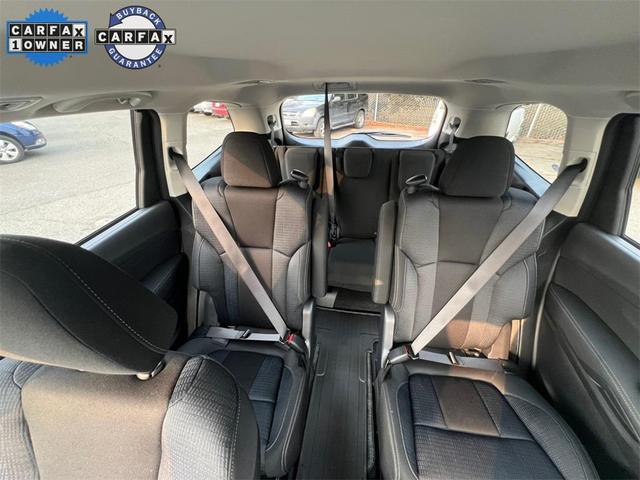 Photo of 2024 Crystal White Pearl Subaru Ascent