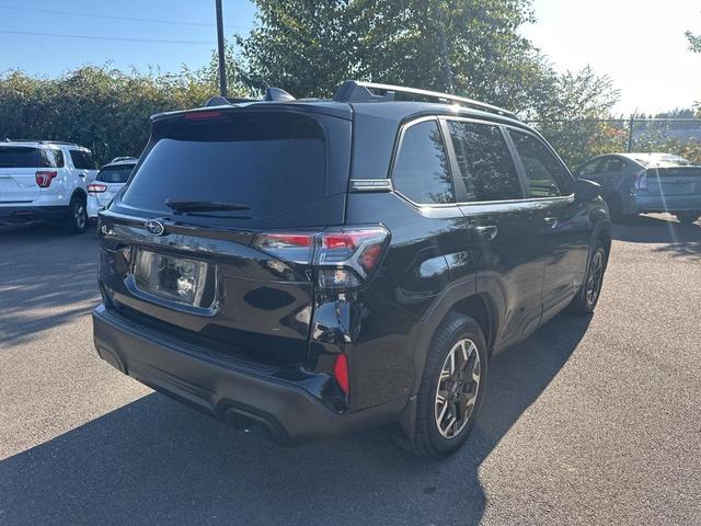 Photo of 2025 Crystal Black Silica Subaru Forester