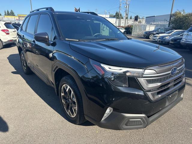 Photo of 2025 Crystal Black Silica Subaru Forester