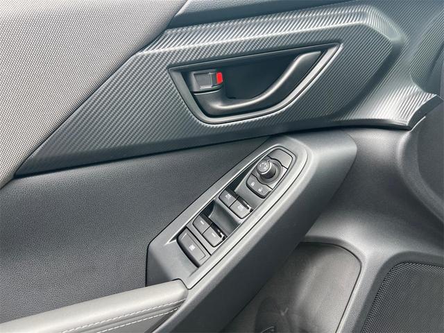Photo of 2025 Magnetite Gray Metallic/Crystal Black Silica Subaru Crosstrek