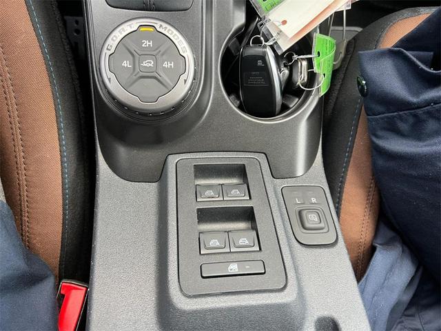 Photo of 2023 RACE RED Ford Bronco