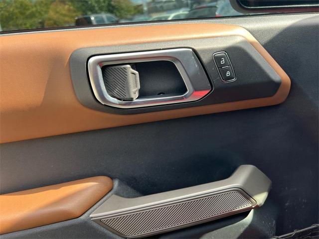 Photo of 2023 RACE RED Ford Bronco