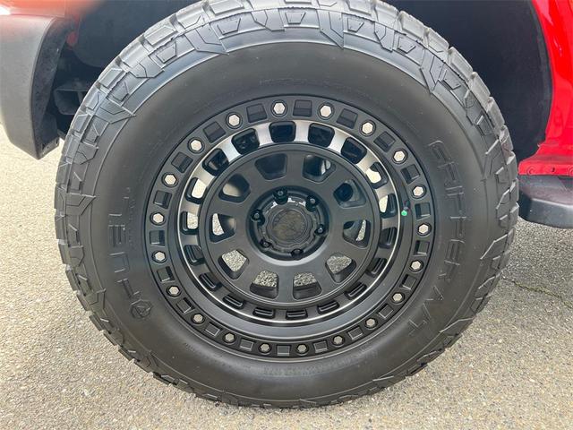 Photo of 2023 RACE RED Ford Bronco