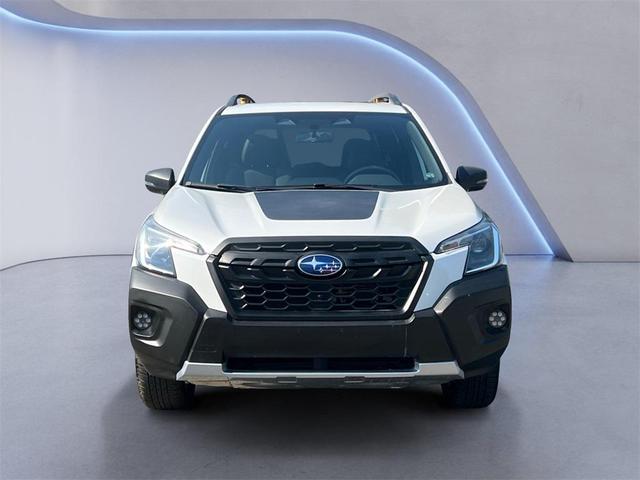 Photo of 2024 Crystal White Pearl Subaru Forester