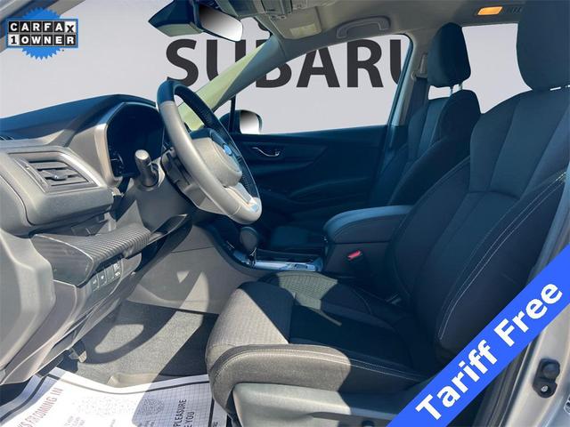 Photo of 2024 Ice Silver Metallic Subaru Ascent