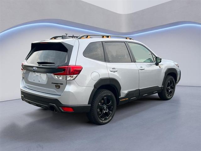 Photo of 2024 Ice Silver Metallic Subaru Forester
