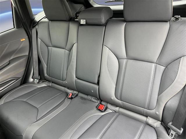 Photo of 2024 Ice Silver Metallic Subaru Forester