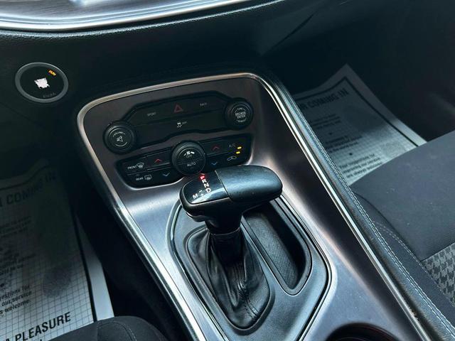Photo of 2015 Granite Crystal Metallic Clearcoat Dodge Challenger