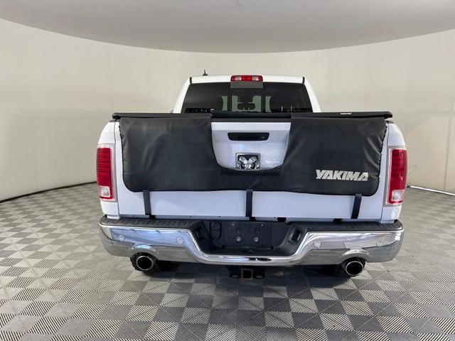 Photo of 2018 Bright White Clearcoat RAM 1500