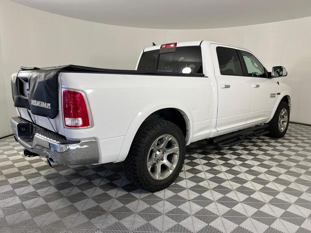 Photo of 2018 Bright White Clearcoat RAM 1500