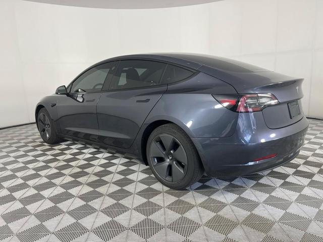 Photo of 2021 Black Tesla Model 3