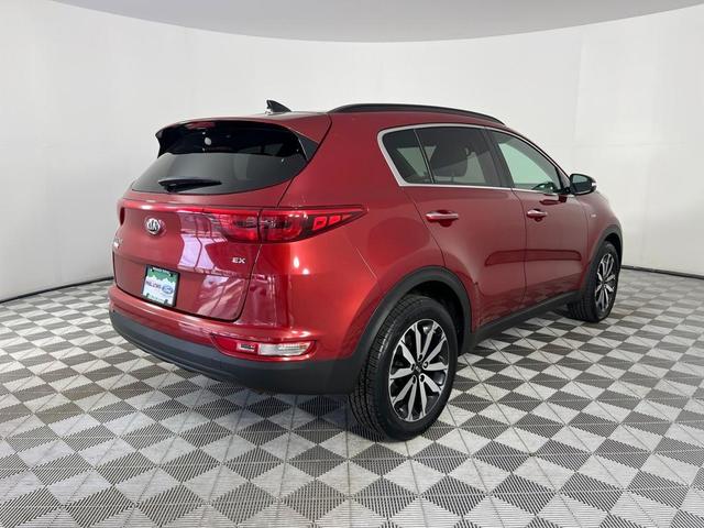 Photo of 2018 Hyper Red Kia Sportage