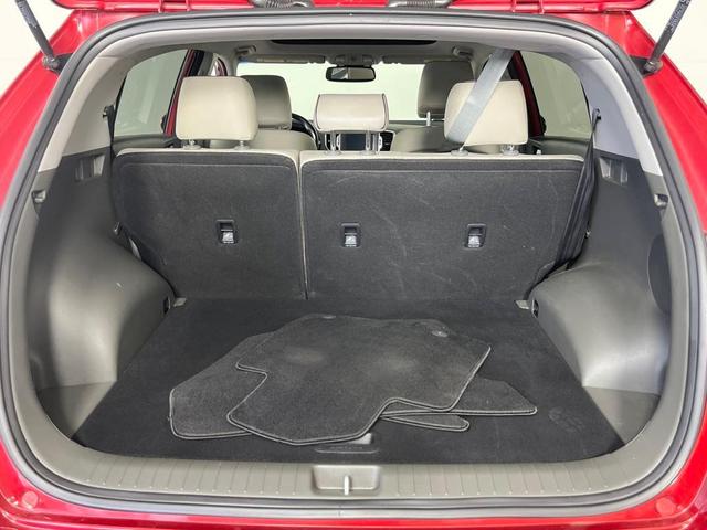 Photo of 2018 Hyper Red Kia Sportage