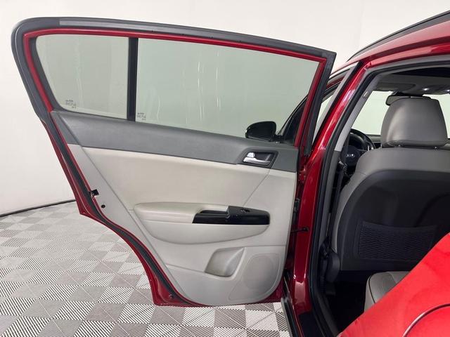 Photo of 2018 Hyper Red Kia Sportage