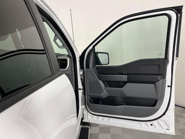 Photo of 2022 White Ford F-150