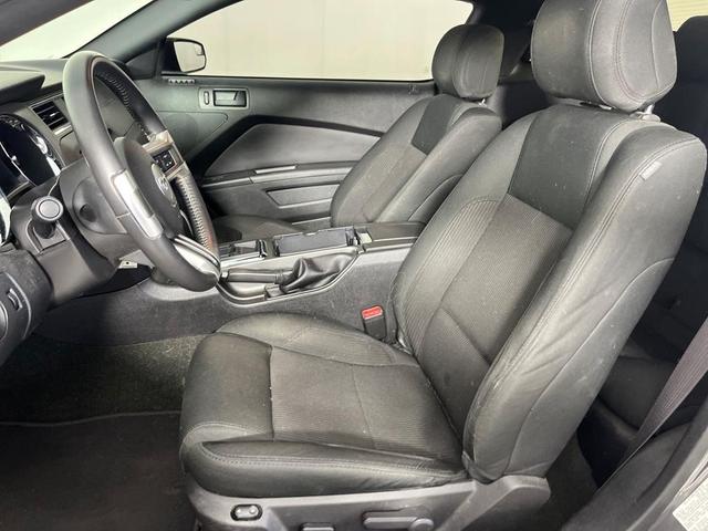 Photo of 2014 Sterling Gray Metallic Ford Mustang